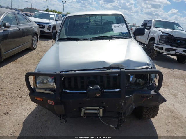 2002 Toyota Tacoma Base V6 მანქანა იყიდება აუქციონზე, vin: 5TEWN72N62Z134348, აუქციონის ნომერი: 46083189