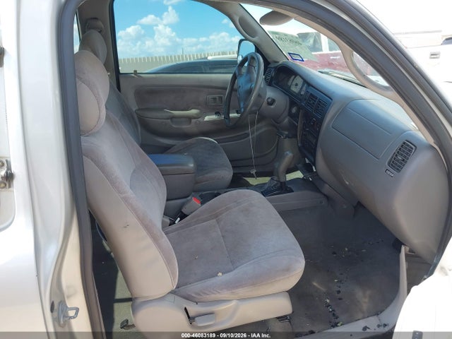 2002 Toyota Tacoma Base V6 მანქანა იყიდება აუქციონზე, vin: 5TEWN72N62Z134348, აუქციონის ნომერი: 46083189