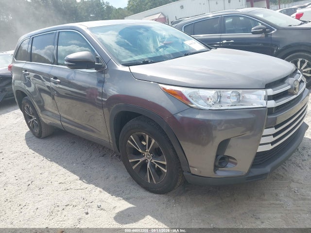 46083205 :رقم المزاد ، 5TDZARFH1HS029179 vin ، 2017 Toyota Highlander Le مزاد بيع