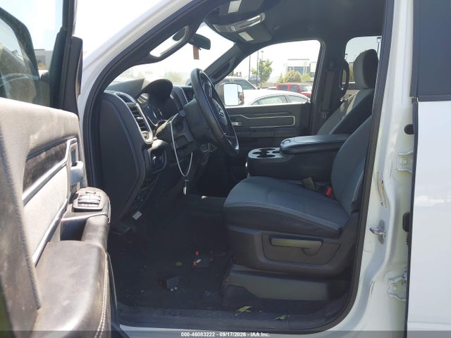 2022 Ram 2500 Big Horn  4x4 8' Box მანქანა იყიდება აუქციონზე, vin: 3C6UR5JL5NG247134, აუქციონის ნომერი: 46083222