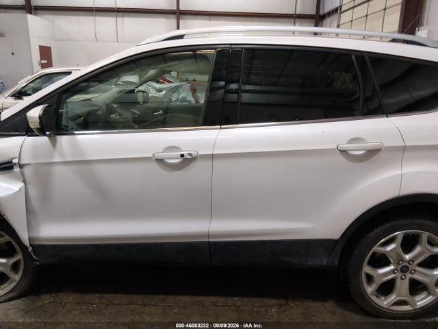 Ford Escape Titanium 2019 1FMCU9J98KUA19549 Image 14