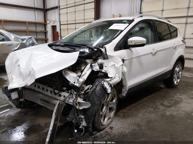 Ford Escape Titanium 2019 1FMCU9J98KUA19549 Image 2