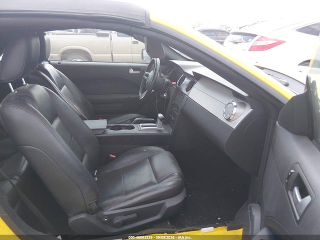 46083239 :رقم المزاد ، 1ZVFT84N965110575 vin ، 2006 Ford Mustang V6 مزاد بيع