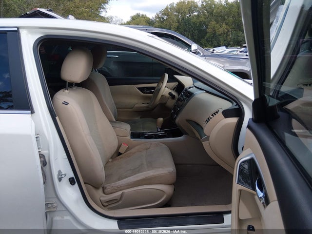 2014 Nissan Altima 2.5/2.5 S/2.5 Sl/2.5 Sv მანქანა იყიდება აუქციონზე, vin: 1N4AL3AP8EN350078, აუქციონის ნომერი: 46083238