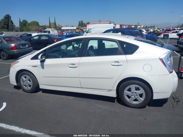 2011 Toyota Prius Two მანქანა იყიდება აუქციონზე, vin: JTDKN3DU9B0322275, აუქციონის ნომერი: 46083258