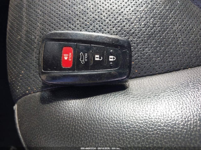 2021 Toyota Highlander Limited მანქანა იყიდება აუქციონზე, vin: 5TDYZRAH3MS034695, აუქციონის ნომერი: 46083324