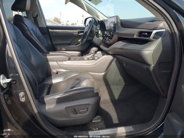 2021 Toyota Highlander Limited მანქანა იყიდება აუქციონზე, vin: 5TDYZRAH3MS034695, აუქციონის ნომერი: 46083324