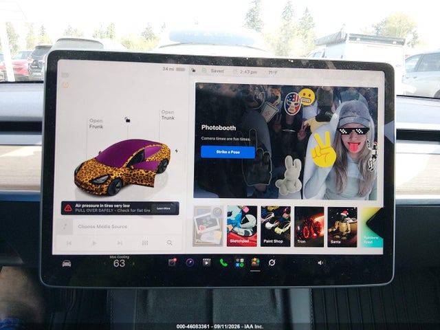 Tesla Model 3 Rear-wheel Drive 2023 5YJ3E1EAXPF687828 Image 19
