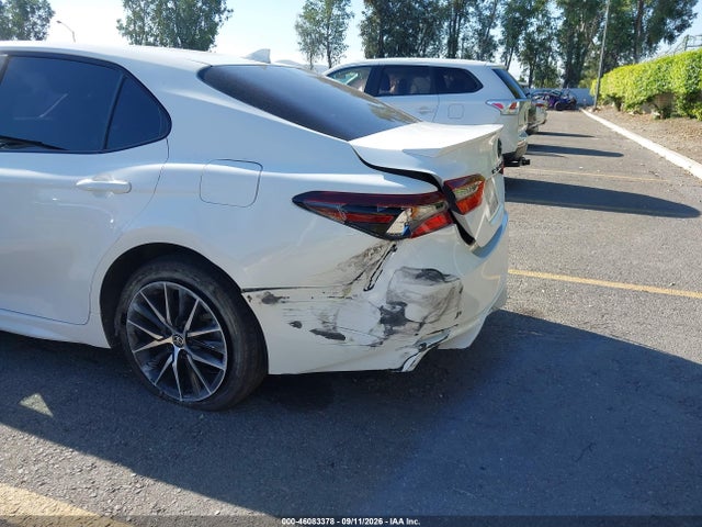 Продажа на аукционе авто 2021 Toyota Camry Se, vin: 4T1T11AK3MU533843, номер лота: 46083378