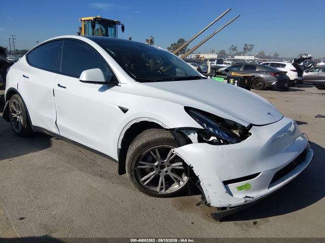Auction sale of the 2023 Tesla Model Y Awd/long Range Dual Motor All-wheel Drive, vin: 7SAYGDEE6PA030786, lot number: 46083382