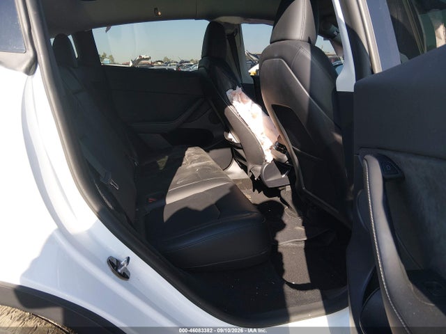 2023 Tesla Model Y Awd/long Range Dual Motor All-wheel Drive მანქანა იყიდება აუქციონზე, vin: 7SAYGDEE6PA030786, აუქციონის ნომერი: 46083382
