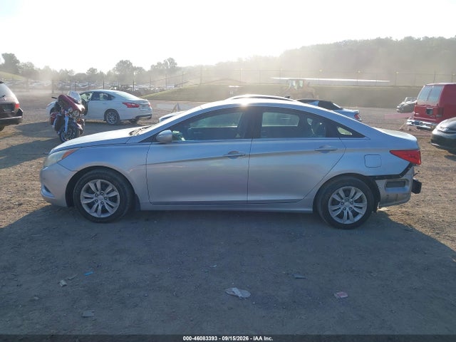 2011 Hyundai Sonata Gls მანქანა იყიდება აუქციონზე, vin: 5NPEB4AC3BH151257, აუქციონის ნომერი: 46083393