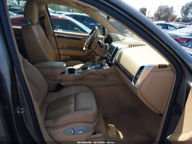 Aukcja sprzedaży 2011 Porsche Cayenne S, vin: WP1AB2A24BLA43041, numer aukcji: 46083395