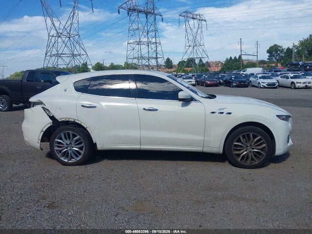 Продаж на аукціоні авто 2022 Maserati Levante Gt, vin: ZN661XUA6NX394751, номер лоту: 46083398