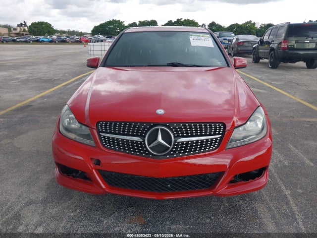 46083423 :رقم المزاد ، WDDGF8BB1CR204306 vin ، 2012 Mercedes-benz C 300 Luxury 4matic/sport 4matic مزاد بيع
