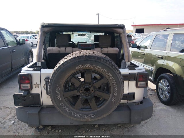 46083434 :رقم المزاد ، 1J4BB3H17AL130885 vin ، 2010 Jeep Wrangler Unlimited Sport مزاد بيع