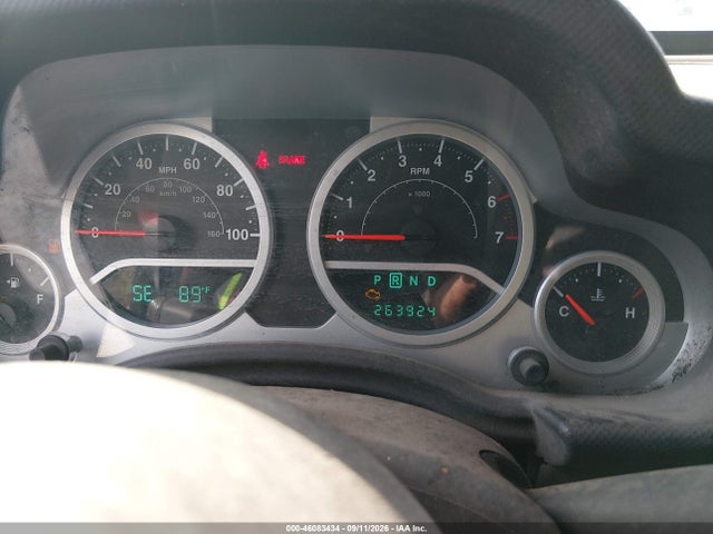 46083434 :رقم المزاد ، 1J4BB3H17AL130885 vin ، 2010 Jeep Wrangler Unlimited Sport مزاد بيع