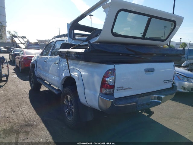 5TFJU4GN2FX064641 Toyota Tacoma Prerunner V6