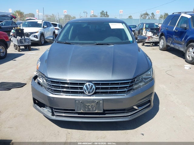 2016 Volkswagen Passat 1.8t S მანქანა იყიდება აუქციონზე, vin: 1VWAT7A35GC036673, აუქციონის ნომერი: 46083447