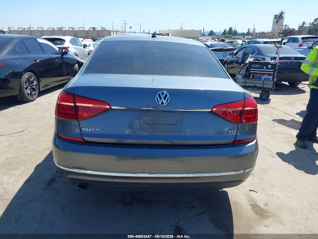 2016 Volkswagen Passat 1.8t S მანქანა იყიდება აუქციონზე, vin: 1VWAT7A35GC036673, აუქციონის ნომერი: 46083447