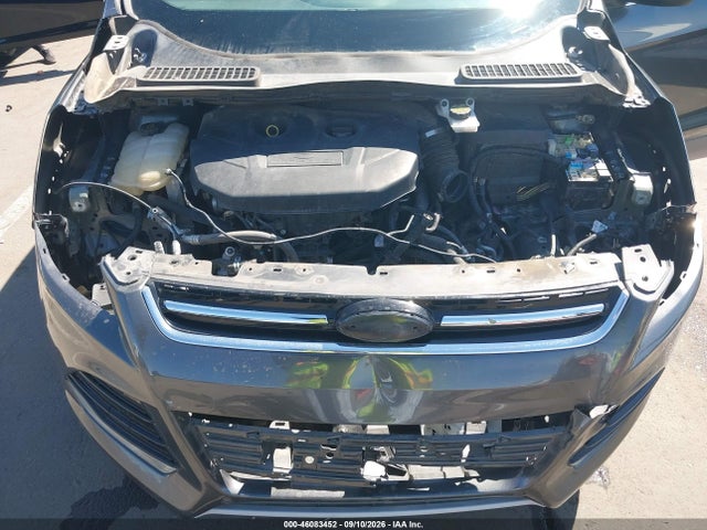 46083452 :رقم المزاد ، 1FMCU0J92FUA25736 vin ، 2015 Ford Escape Titanium مزاد بيع