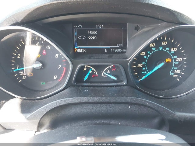 46083452 :رقم المزاد ، 1FMCU0J92FUA25736 vin ، 2015 Ford Escape Titanium مزاد بيع