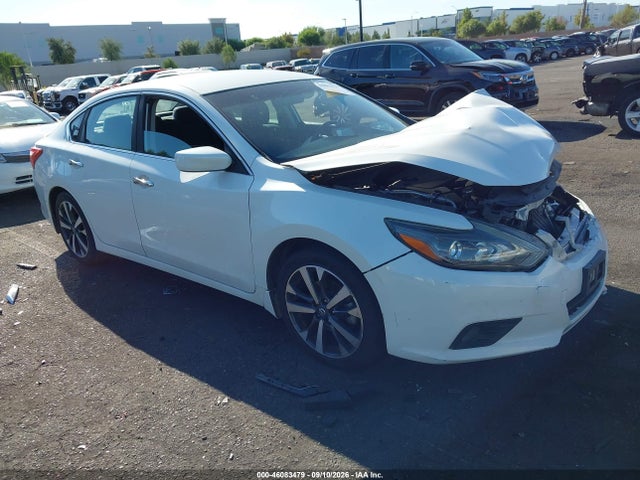 2016 1N4AL3AP0GN379500 главное изображение