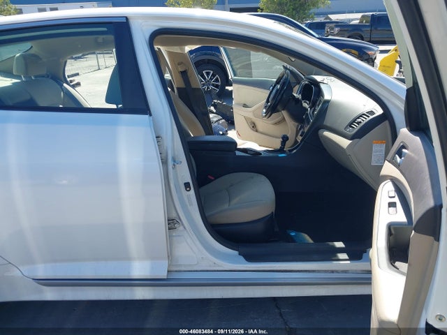 KIA OPTIMA HYBRID 2015 KNAGM4AD3F5079331 Image 5