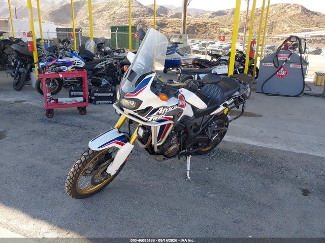 46083498 :رقم المزاد ، JH2SD04G2HK000335 vin ، 2017 Honda Crf1000 مزاد بيع