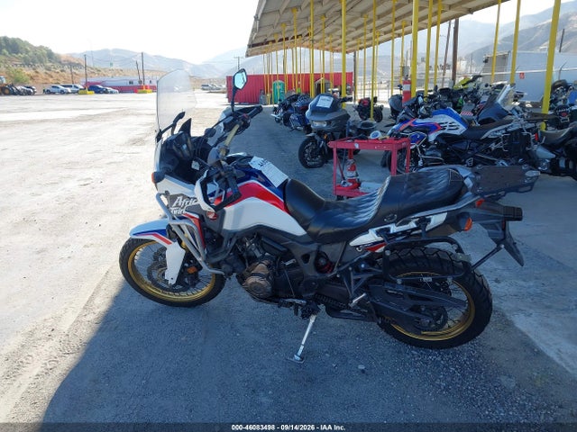 46083498 :رقم المزاد ، JH2SD04G2HK000335 vin ، 2017 Honda Crf1000 مزاد بيع