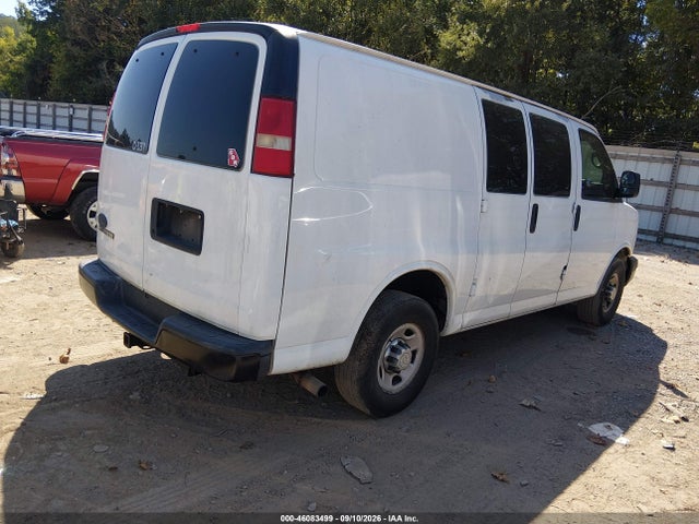 46083499 :رقم المزاد ، 1GCWGFCA3B1135791 vin ، 2011 Chevrolet Express 2500 Work Van مزاد بيع