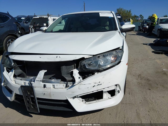 Honda Civic Lx 2017 2HGFC2F51HH562174 Image 18