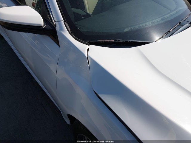 Honda Civic Lx 2017 2HGFC2F51HH562174 Image 20