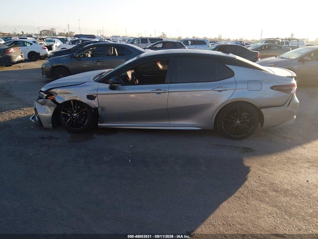 Продажа на аукционе авто 2021 Toyota Camry Xse Hybrid, vin: 4T1K31AK5MU028229, номер лота: 46083531
