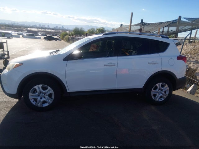 Toyota RAV4 LE 2015 JTMZFREVXFJ056920 Image 14