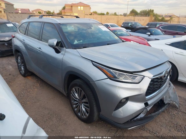 2021 Toyota Highlander Platinum მანქანა იყიდება აუქციონზე, vin: 5TDFZRAH1MS085118, აუქციონის ნომერი: 46083558