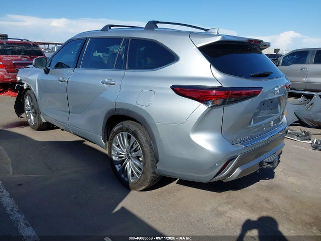 2021 Toyota Highlander Platinum მანქანა იყიდება აუქციონზე, vin: 5TDFZRAH1MS085118, აუქციონის ნომერი: 46083558