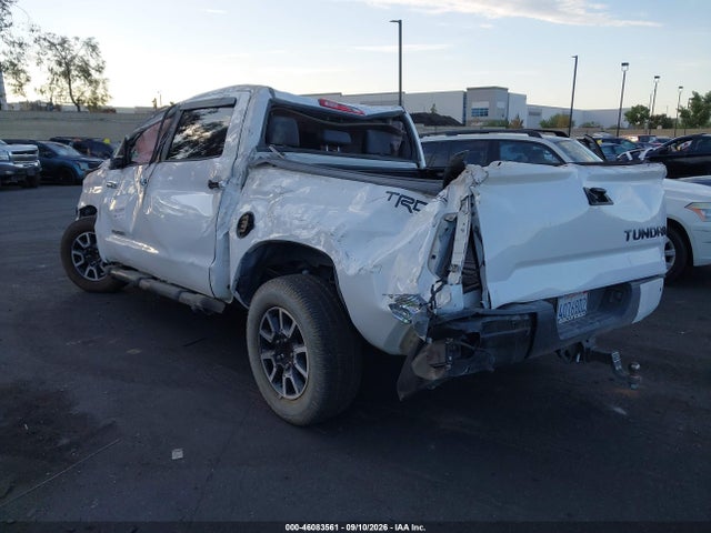 Продажа на аукционе авто 2017 Toyota Tundra Limited 5.7l V8, vin: 5TFFY5F12HX213969, номер лота: 46083561