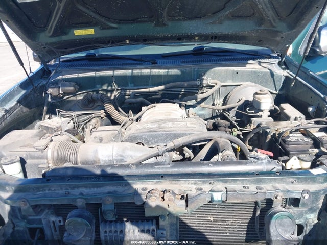2004 Toyota Tundra Sr5 V8 მანქანა იყიდება აუქციონზე, vin: 5TBET34154S439062, აუქციონის ნომერი: 46083568