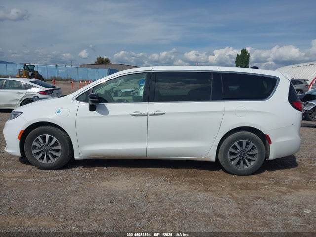 Продажа на аукционе авто 2024 Chrysler Pacifica Hybrid Select, vin: 2C4RC1S7XRR156662, номер лота: 46083594