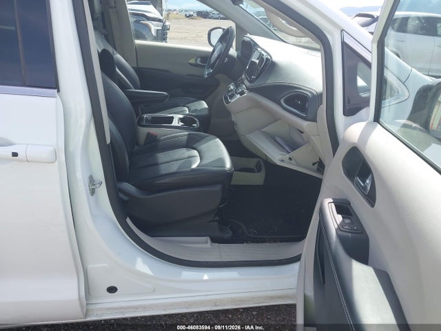 Продажа на аукционе авто 2024 Chrysler Pacifica Hybrid Select, vin: 2C4RC1S7XRR156662, номер лота: 46083594