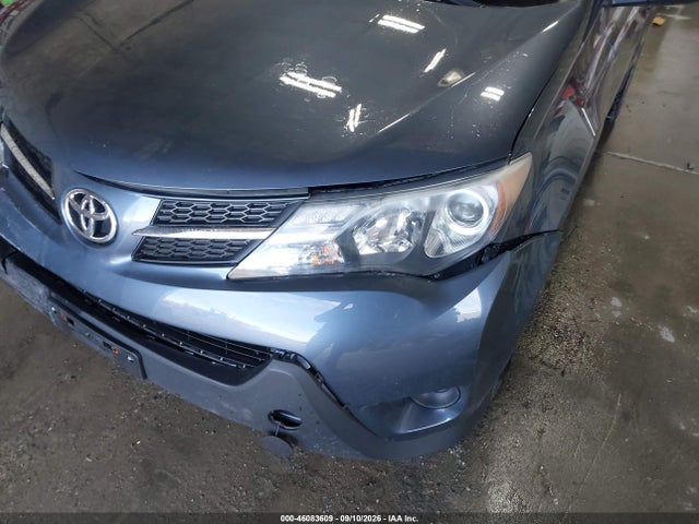 Toyota RAV4 LE 2014 JTMBFREV6ED089430 Image 17