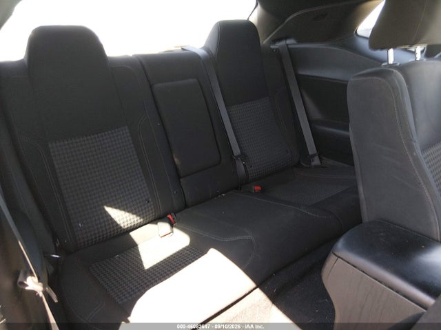 Продажа на аукционе авто 2023 Dodge Challenger Sxt Awd, vin: 2C3CDZGG0PH587531, номер лота: 46083647