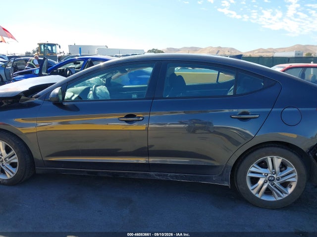 2020 Hyundai Elantra Sel მანქანა იყიდება აუქციონზე, vin: 5NPD84LF3LH569238, აუქციონის ნომერი: 46083661