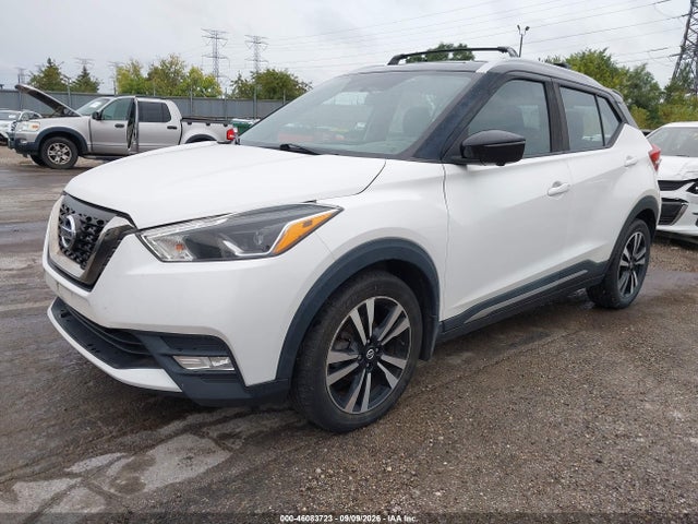 Nissan KICKS SR 2018 3N1CP5CU6JL530761 Image 2