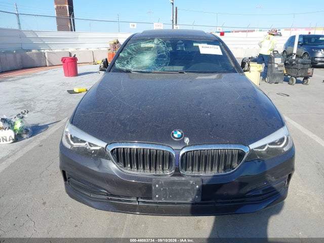 WBAJA5C54KBX86251 BMW 530I