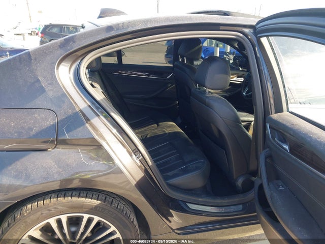WBAJA5C54KBX86251 BMW 530I