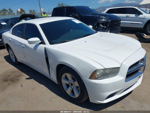 46083747 :رقم المزاد ، 2C3CDXBG3EH169330 vin ، 2014 Dodge Charger Se مزاد بيع