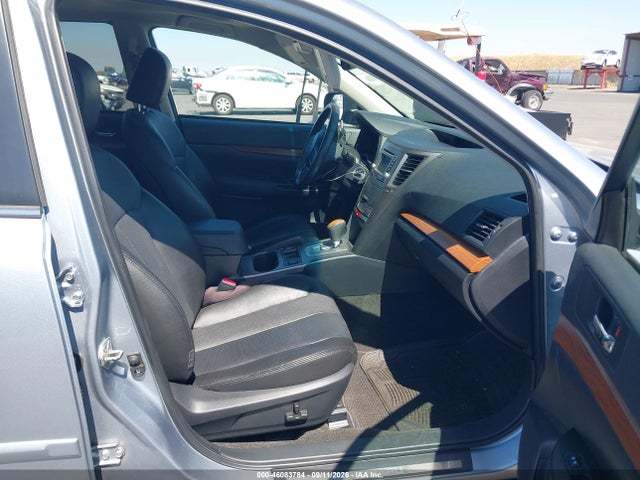 2013 Subaru Outback 2.5i Limited მანქანა იყიდება აუქციონზე, vin: 4S4BRBKC4D3231419, აუქციონის ნომერი: 46083784