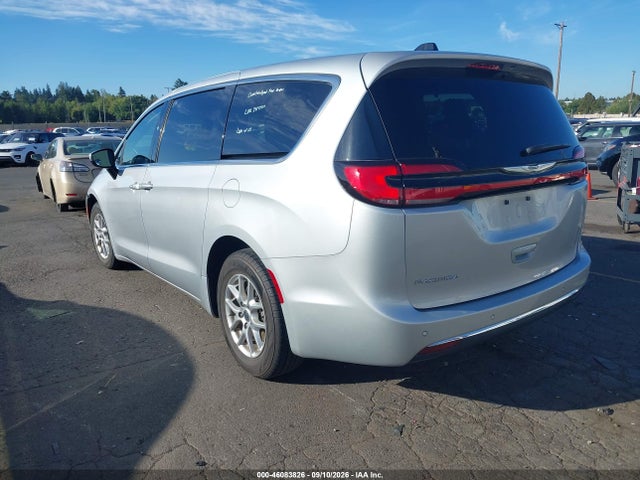 Chrysler Pacifica Touring L 2023 2C4RC1BG0PR560664 Image 3